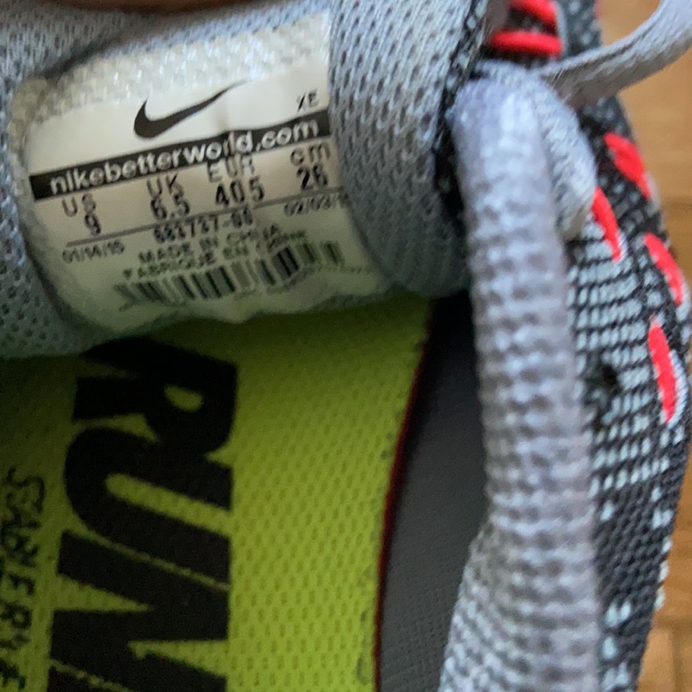 Nike Running Shoes - Picture 4 of 4